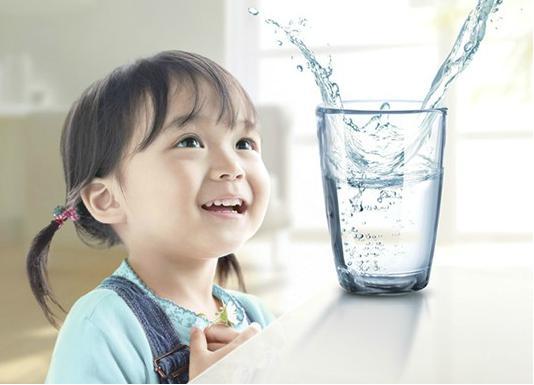 揭秘免費(fèi)送凈水器純水機(jī)，當(dāng)心黑心商家以送代賣，消費(fèi)者務(wù)必擦亮眼睛